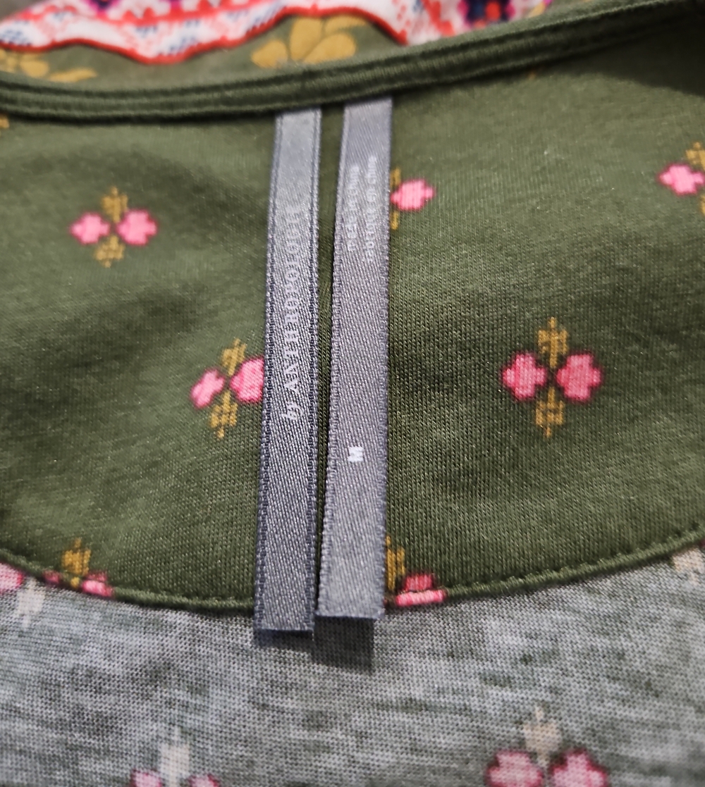 By Anthropologie Olive Floral Tie-Front Sleeveless Tunic - Size Small - Picture 4 of 6